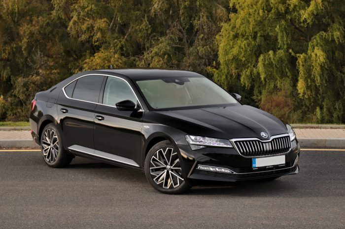 Škoda Superb III facelift 2,0 TDi DSG, L&K