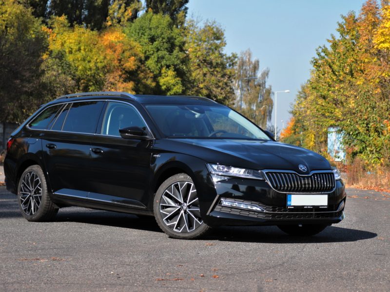 skoda-superb-combi-lk-20-tdi-dsg- (1)