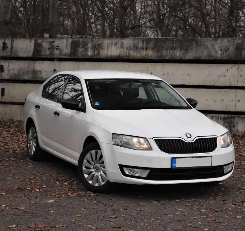 skoda-octavia-III- (6) skoda-octavia-III- (6)