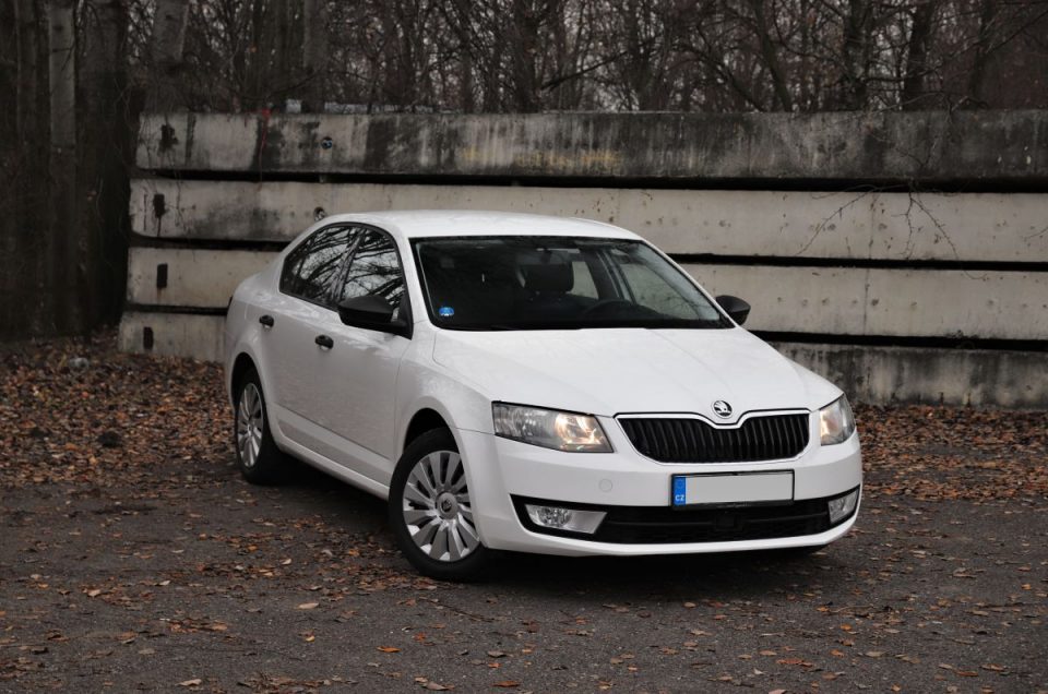 Pronájem vozu pro taxi: Úsporná Škoda Octavia G-TEC na CNG za výhodnou cenu